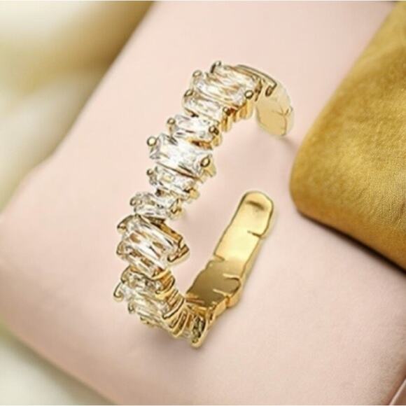 NEW 18K yellow gold plated adjustable baguette cubic zirconia ring jewelry B28A - Picture 1 of 6